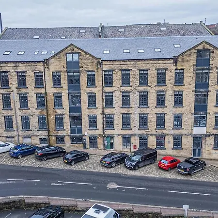 Chic Mill Conversion Beside Piece Hall & Eureka! Halifax Exterior foto
