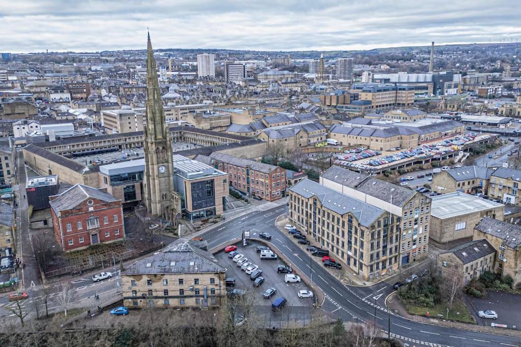 Chic Mill Conversion Beside Piece Hall & Eureka! * Halifax